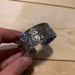 Silpada sterling silver ahead of the curve cuff